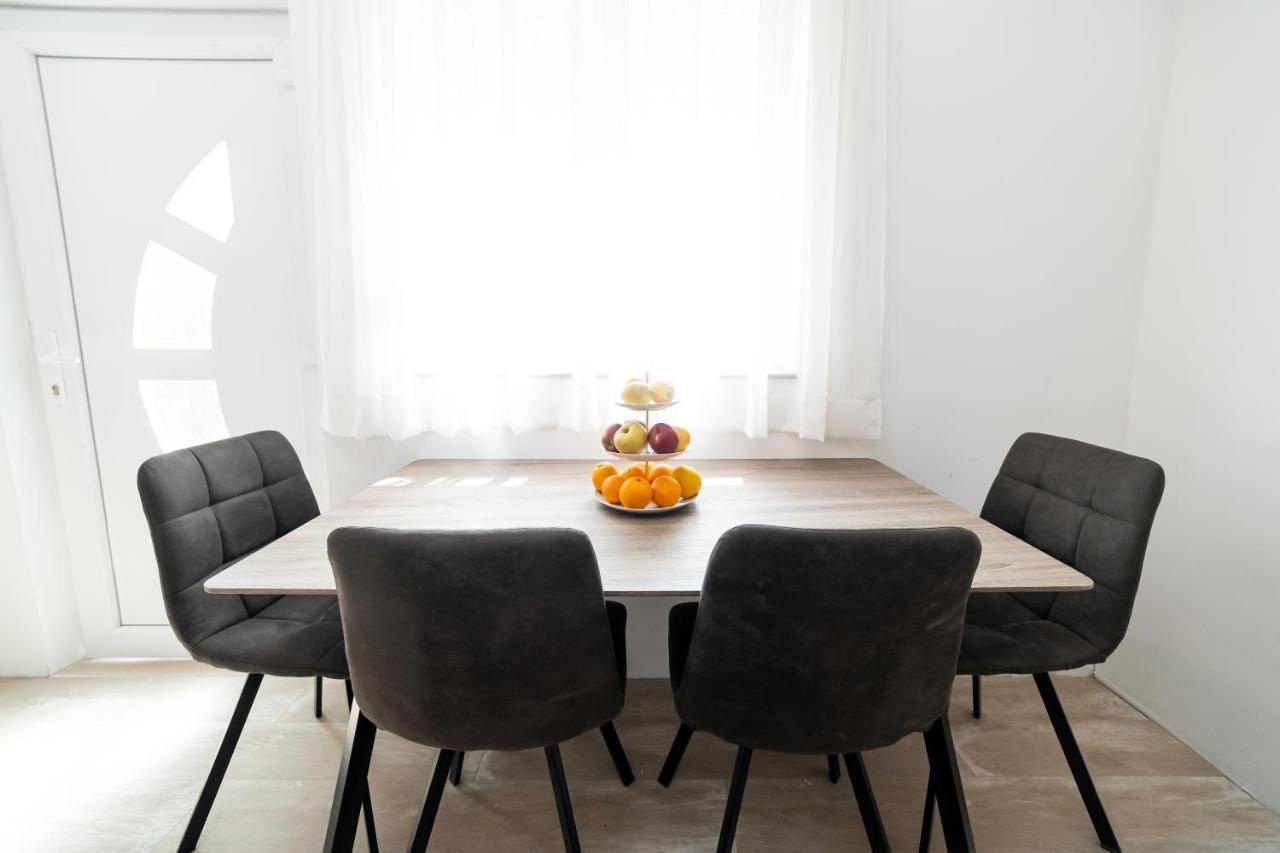 זאדאר Apartment Odiseja מראה חיצוני תמונה