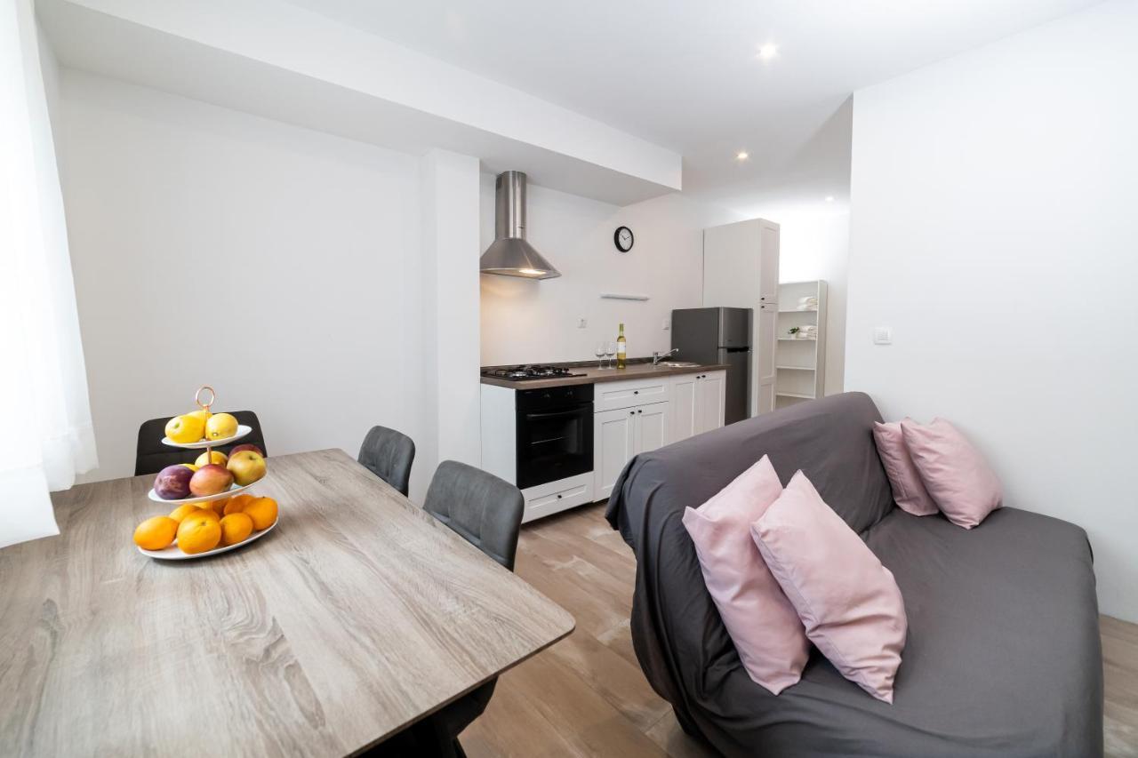 זאדאר Apartment Odiseja מראה חיצוני תמונה